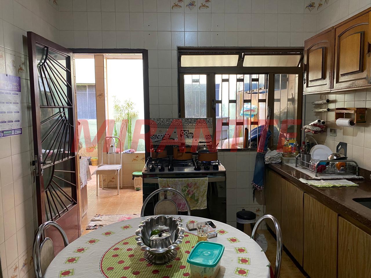 Sobrado de 190m² com 3 quartos em Vila Iorio
