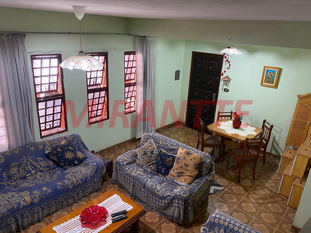 Sobrado de 190m² com 3 quartos em Vila Iorio