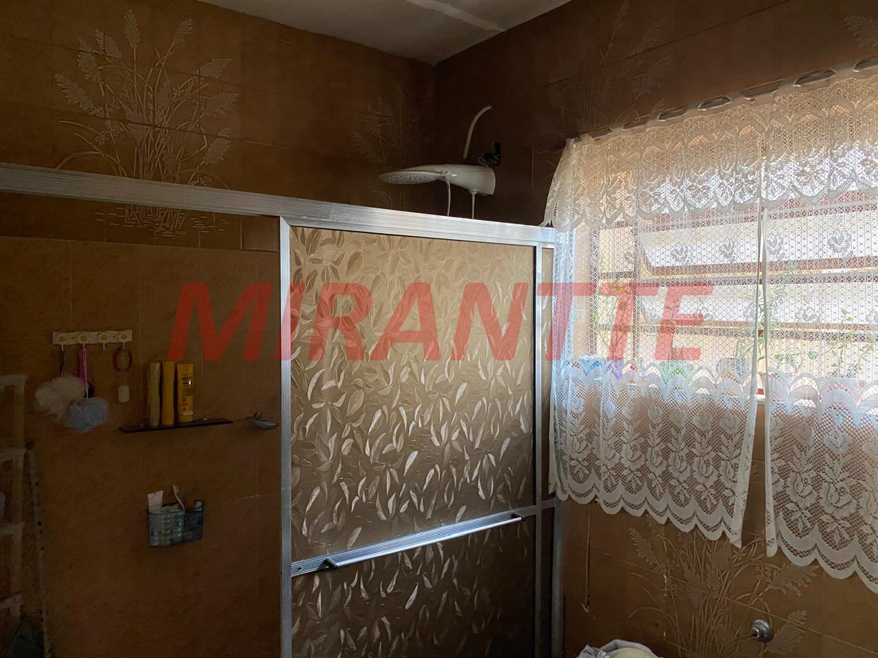 Sobrado de 190m² com 3 quartos em Vila Iorio