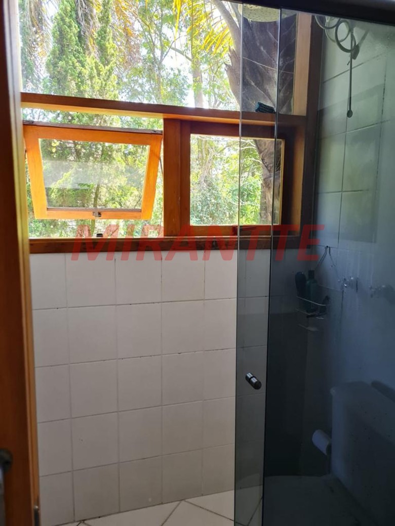 Cond. fechado de 280m² com 3 quartos em Alpes Da Cantareira