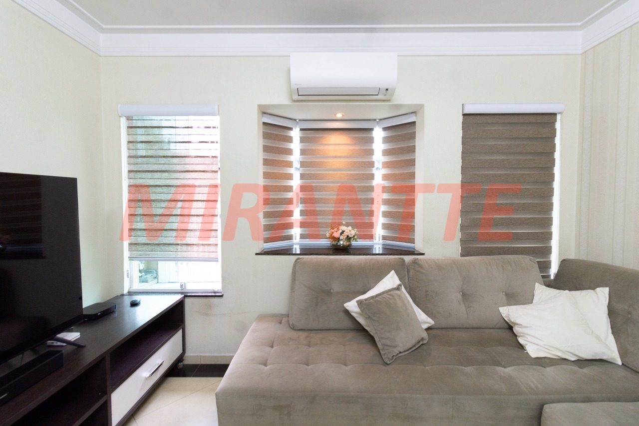 Sobrado de 136m² com 3 quartos em Vila Pauliceia