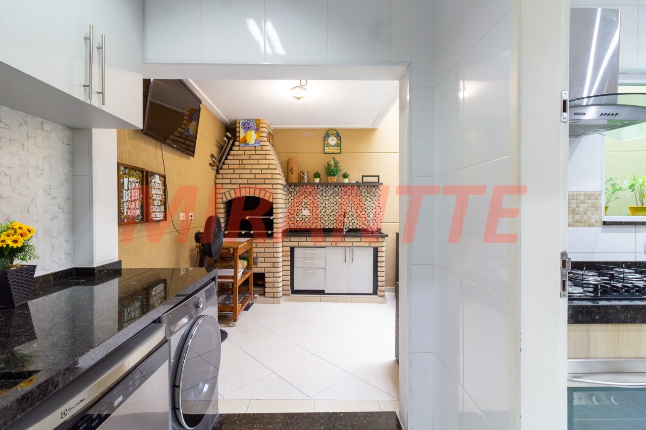 Sobrado de 136m² com 3 quartos em Vila Pauliceia