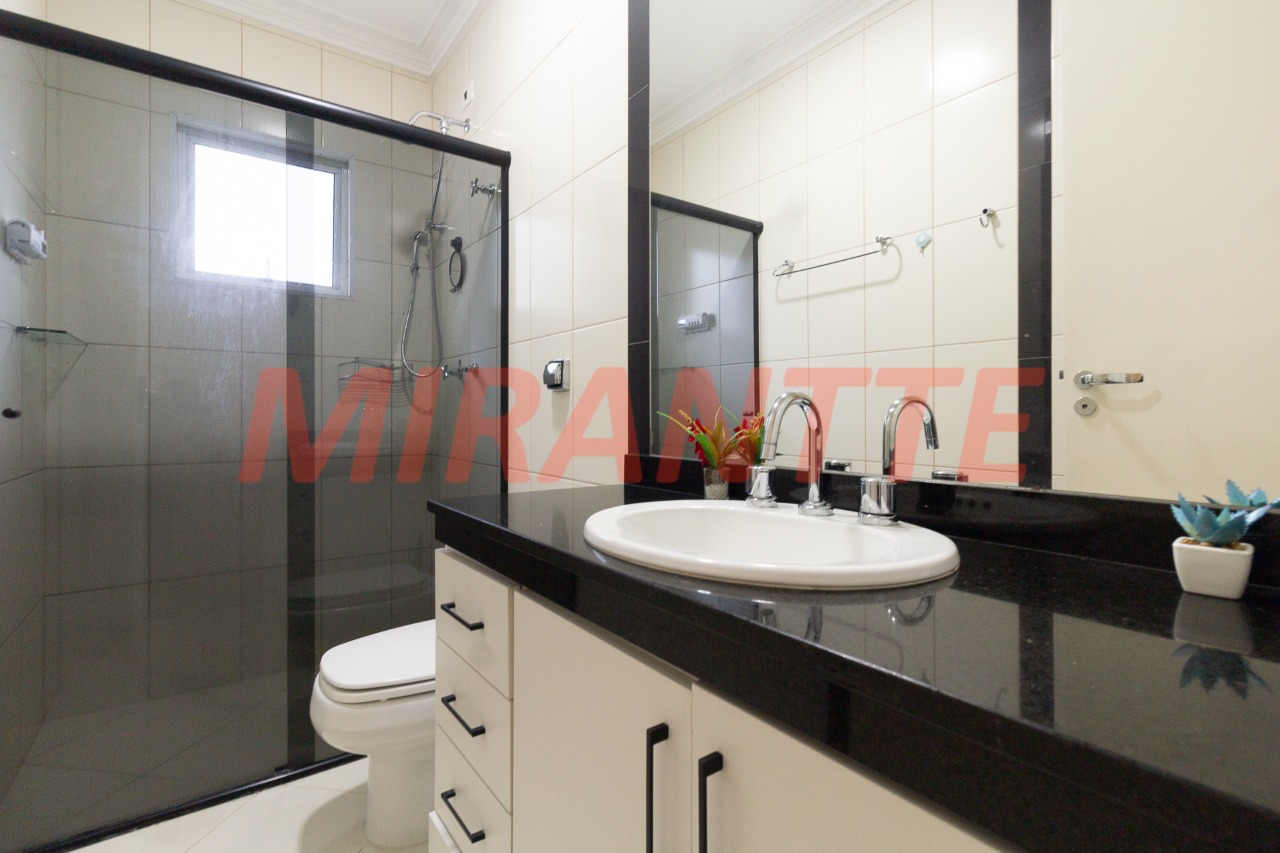 Sobrado de 136m² com 3 quartos em Vila Pauliceia