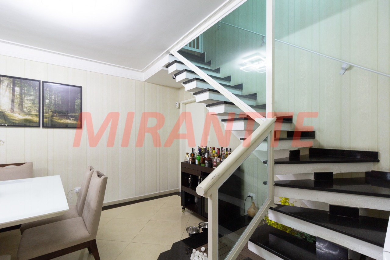 Sobrado de 136m² com 3 quartos em Vila Pauliceia