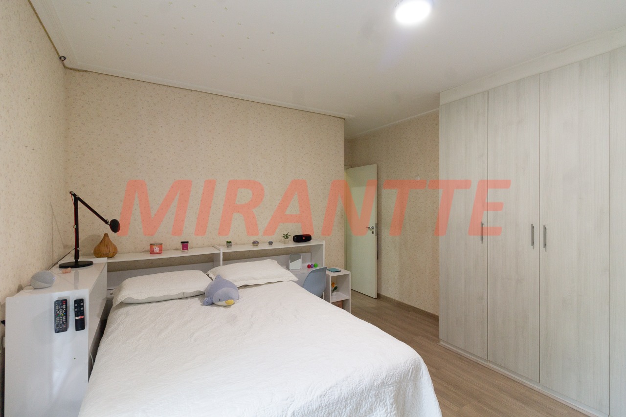 Sobrado de 136m² com 3 quartos em Vila Pauliceia