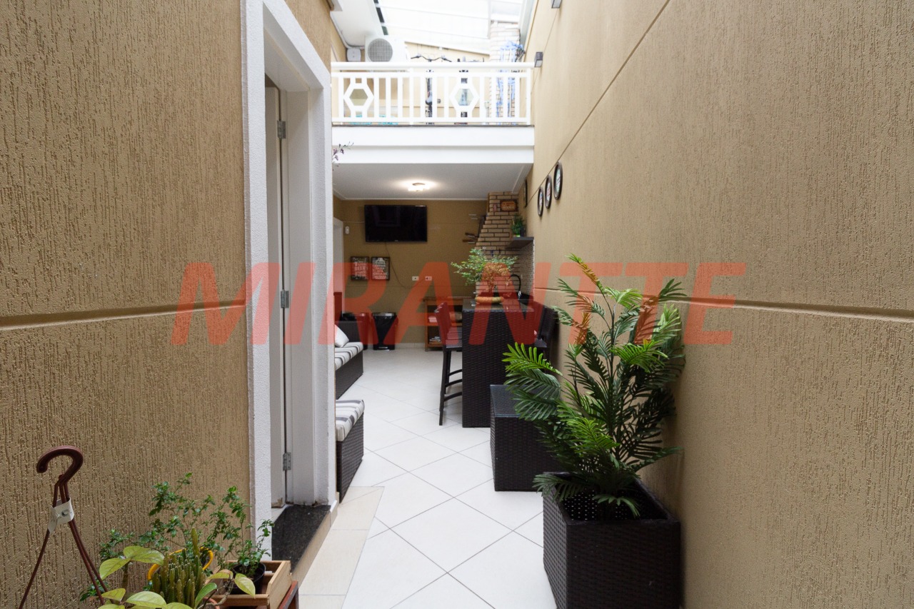 Sobrado de 136m² com 3 quartos em Vila Pauliceia