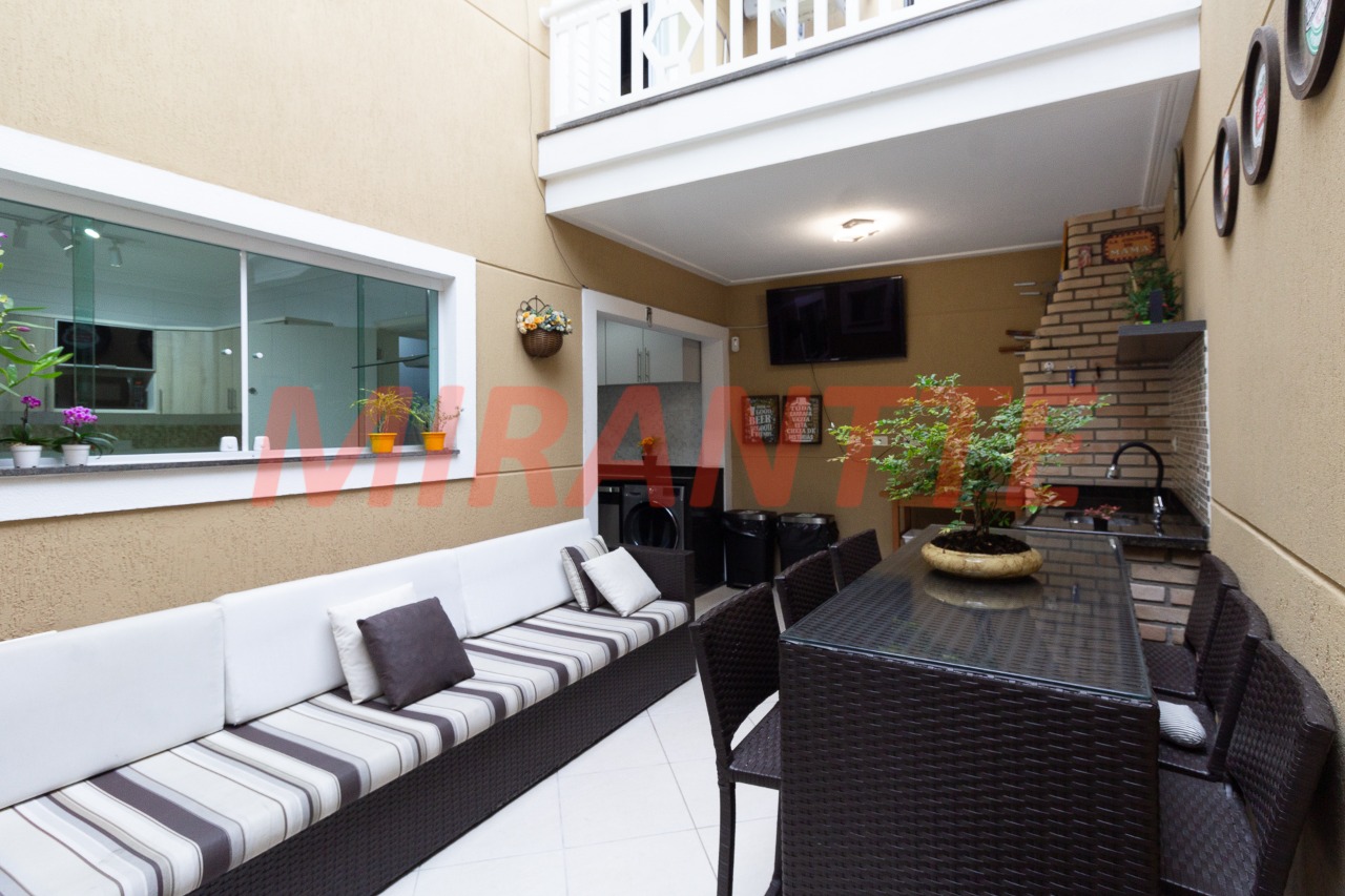Sobrado de 136m² com 3 quartos em Vila Pauliceia