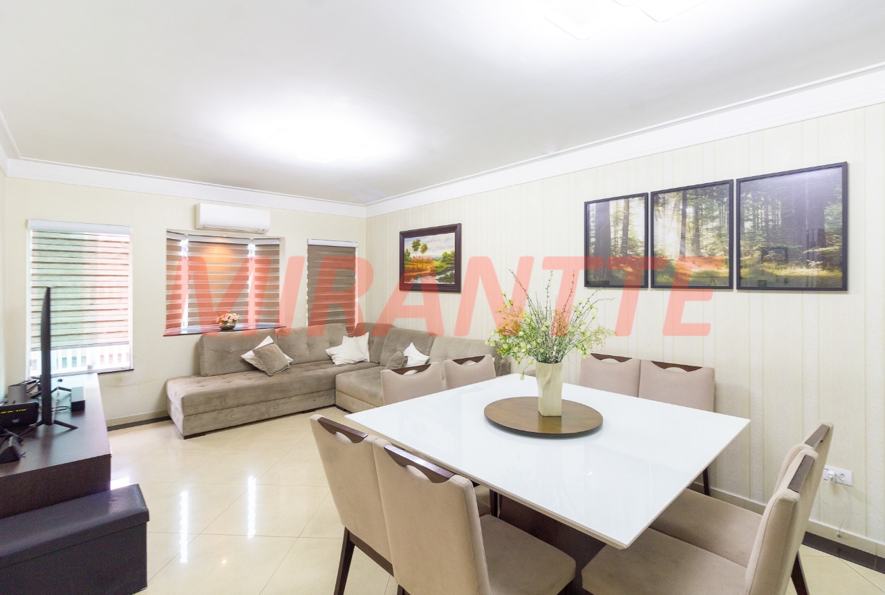 Sobrado de 136m² com 3 quartos em Vila Pauliceia