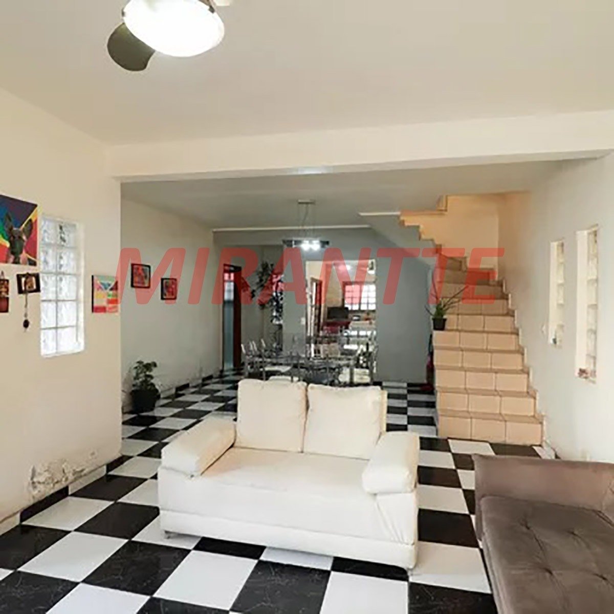 Sobrado de 117m² com 4 quartos em Parada Inglesa