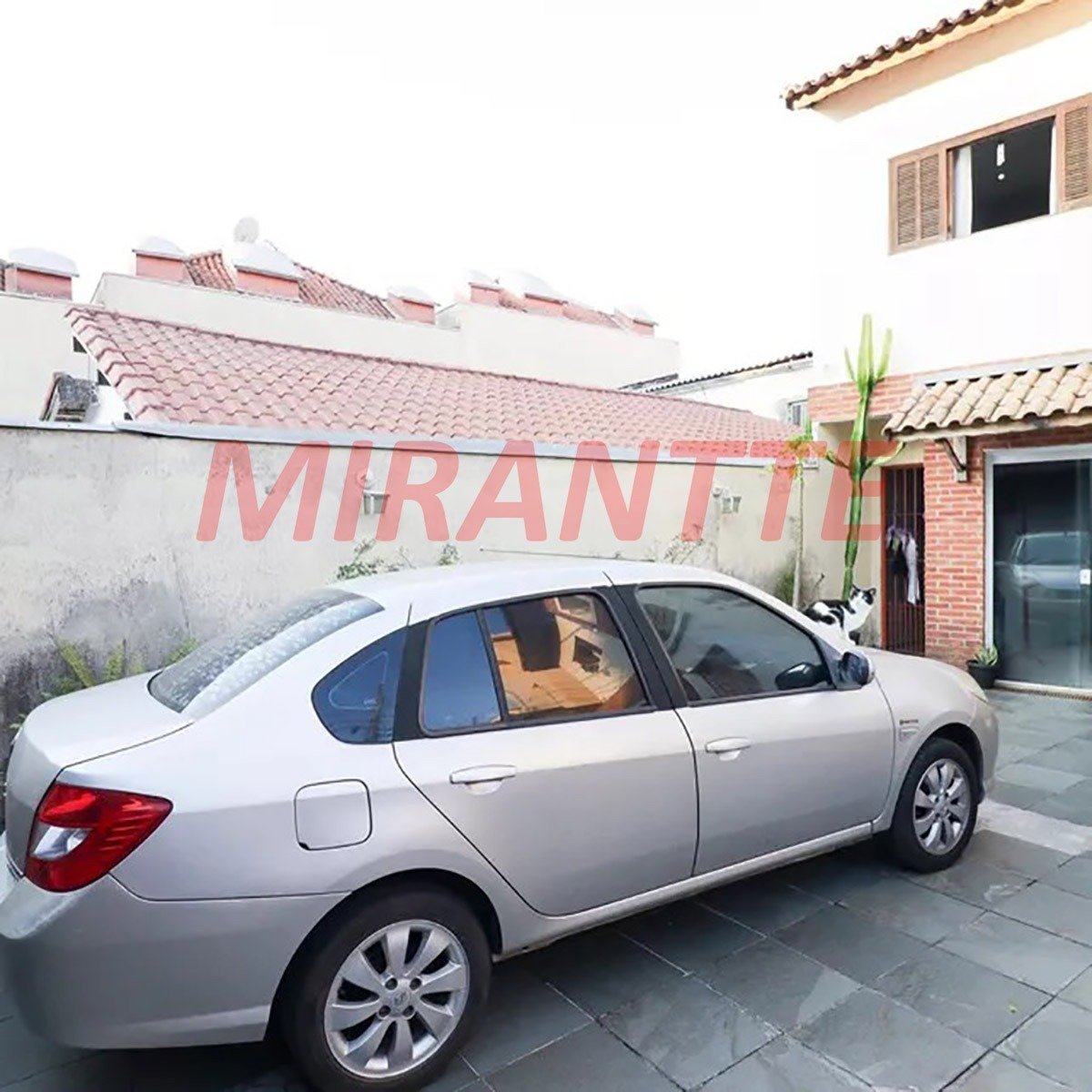 Sobrado de 117m² com 4 quartos em Parada Inglesa