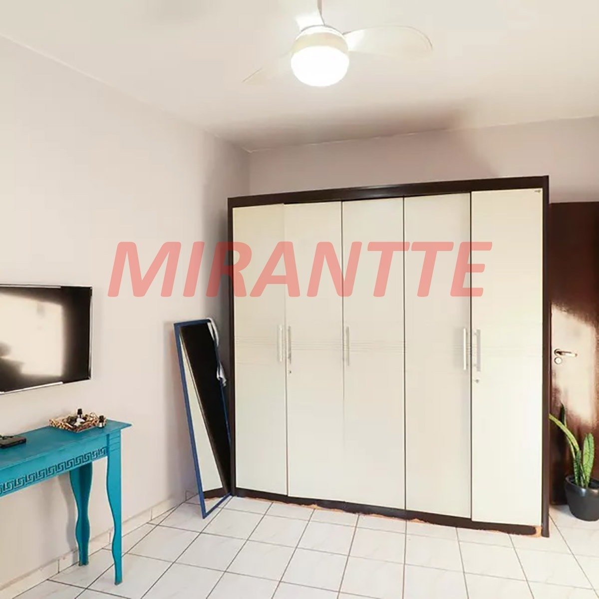 Sobrado de 117m² com 4 quartos em Parada Inglesa