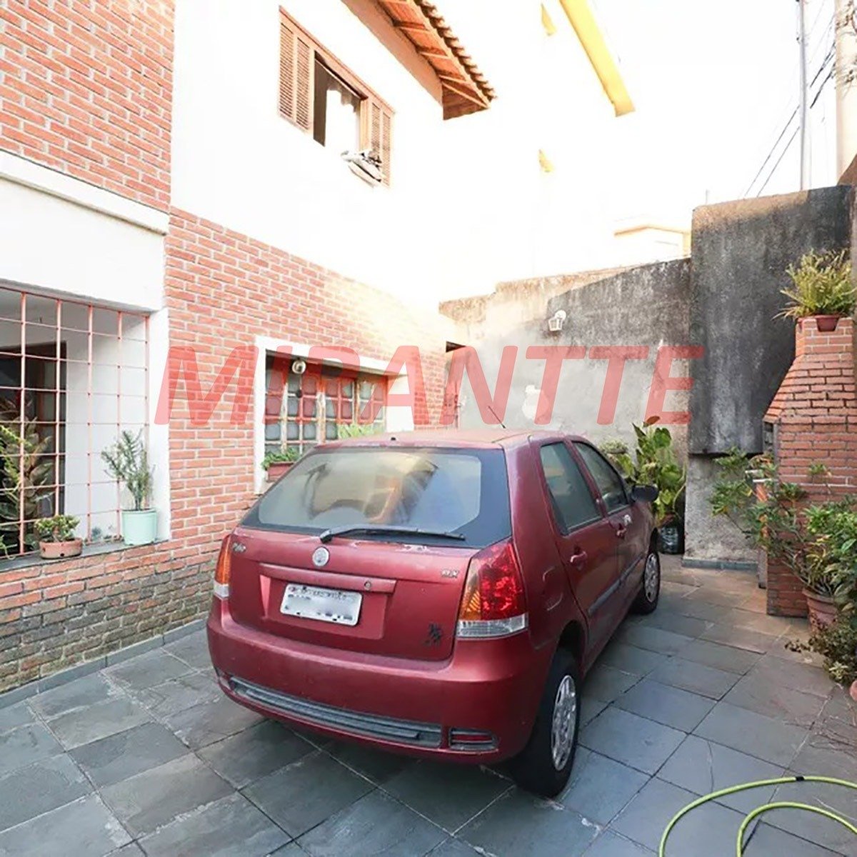 Sobrado de 117m² com 4 quartos em Parada Inglesa