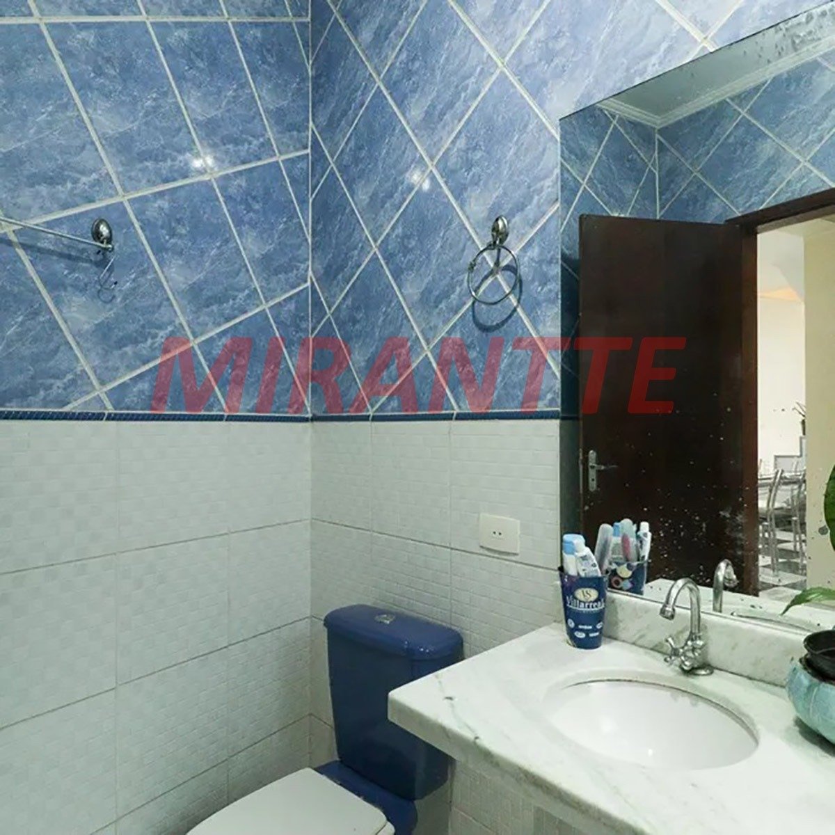 Sobrado de 117m² com 4 quartos em Parada Inglesa