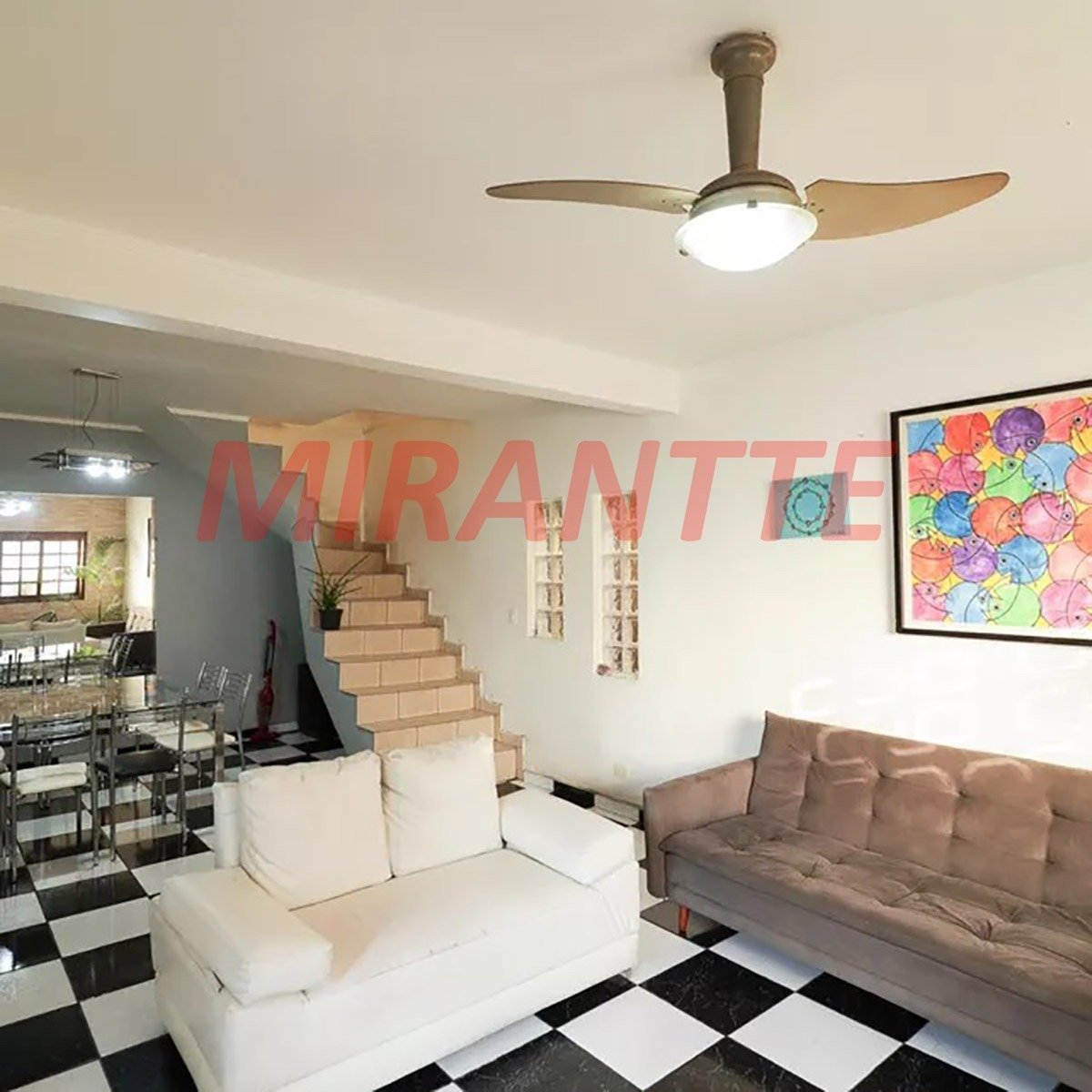 Sobrado de 117m² com 4 quartos em Parada Inglesa