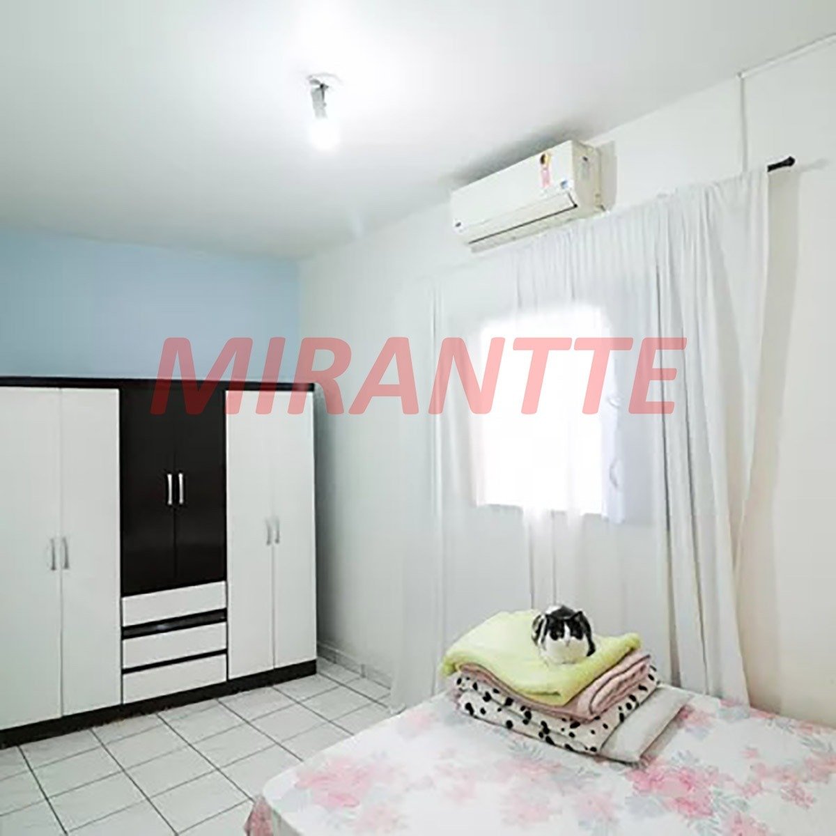 Sobrado de 117m² com 4 quartos em Parada Inglesa