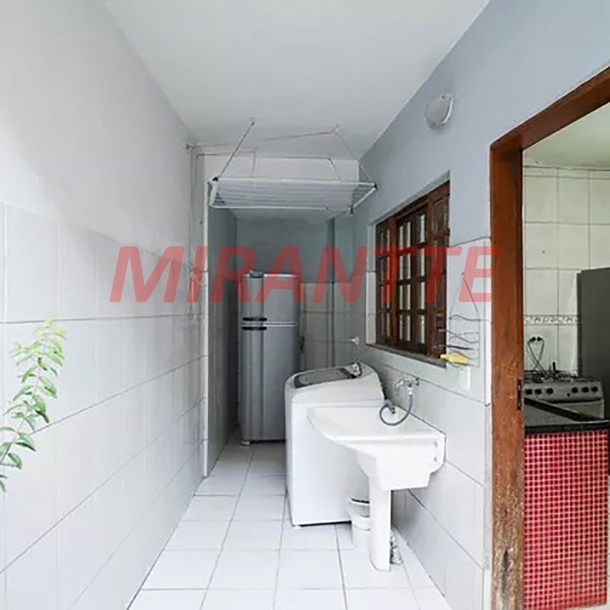 Sobrado de 117m² com 4 quartos em Parada Inglesa