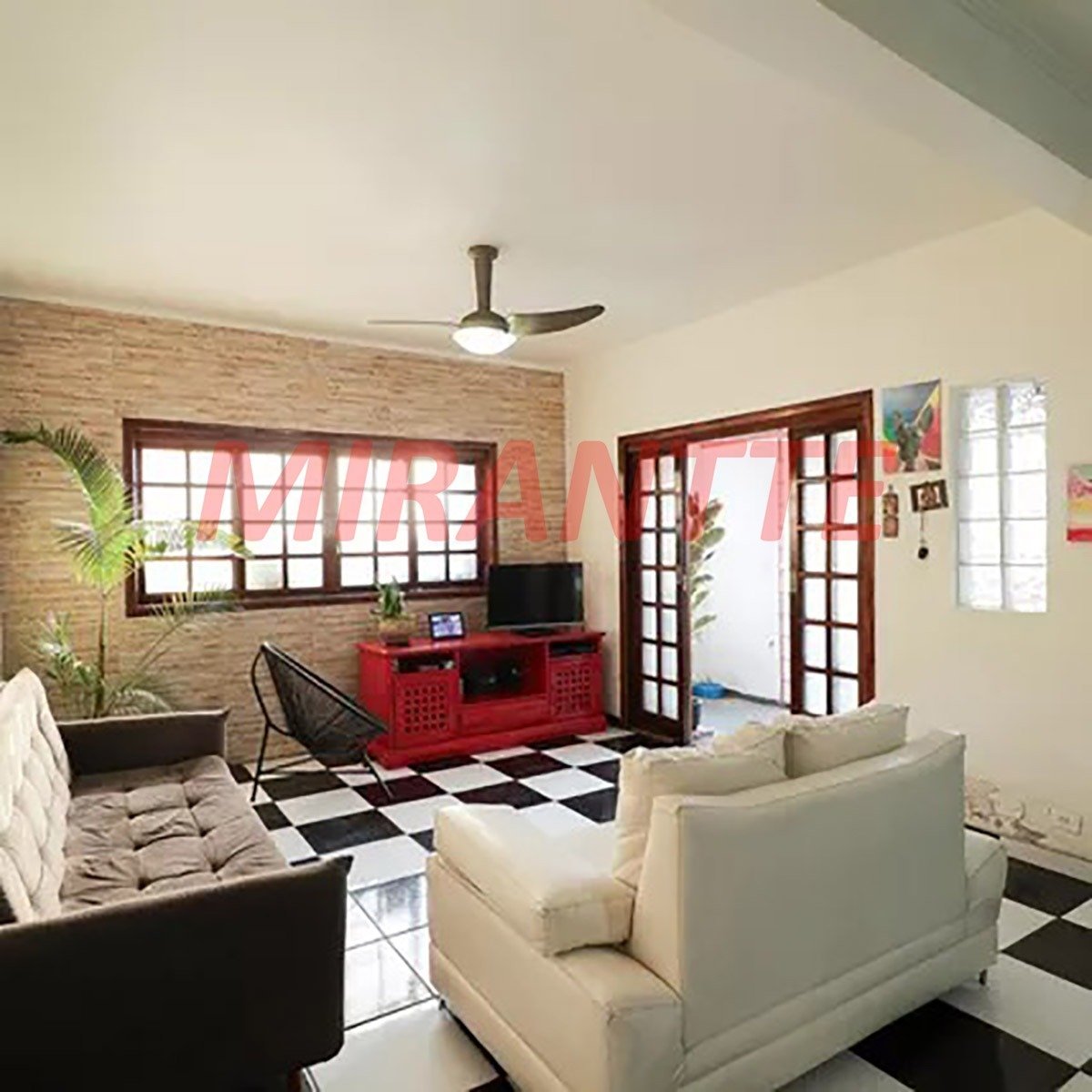Sobrado de 117m² com 4 quartos em Parada Inglesa