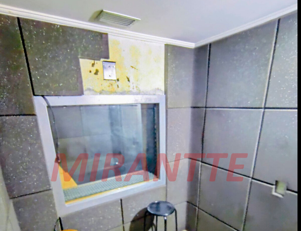 Comercial de 377m² em Bela Vista