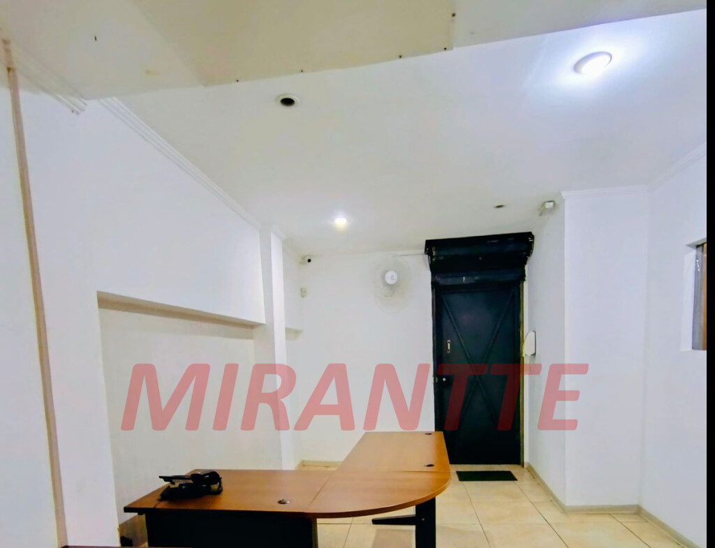 Comercial de 377m² em Bela Vista