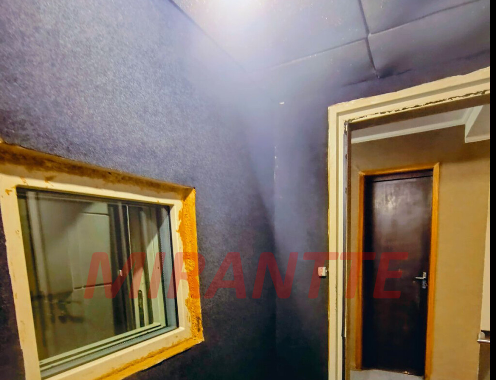 Comercial de 377m² em Bela Vista