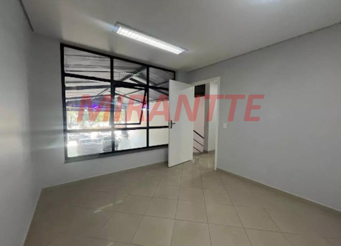 Comercial de 250m² em Imirim