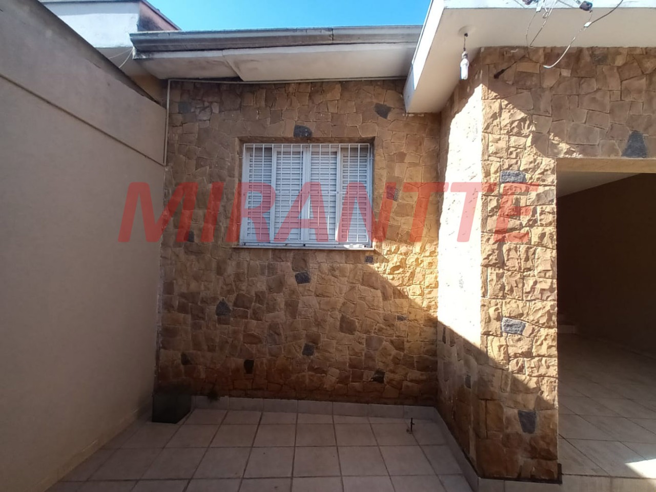 Casa terrea de 155m² com 2 quartos em Chora Menino