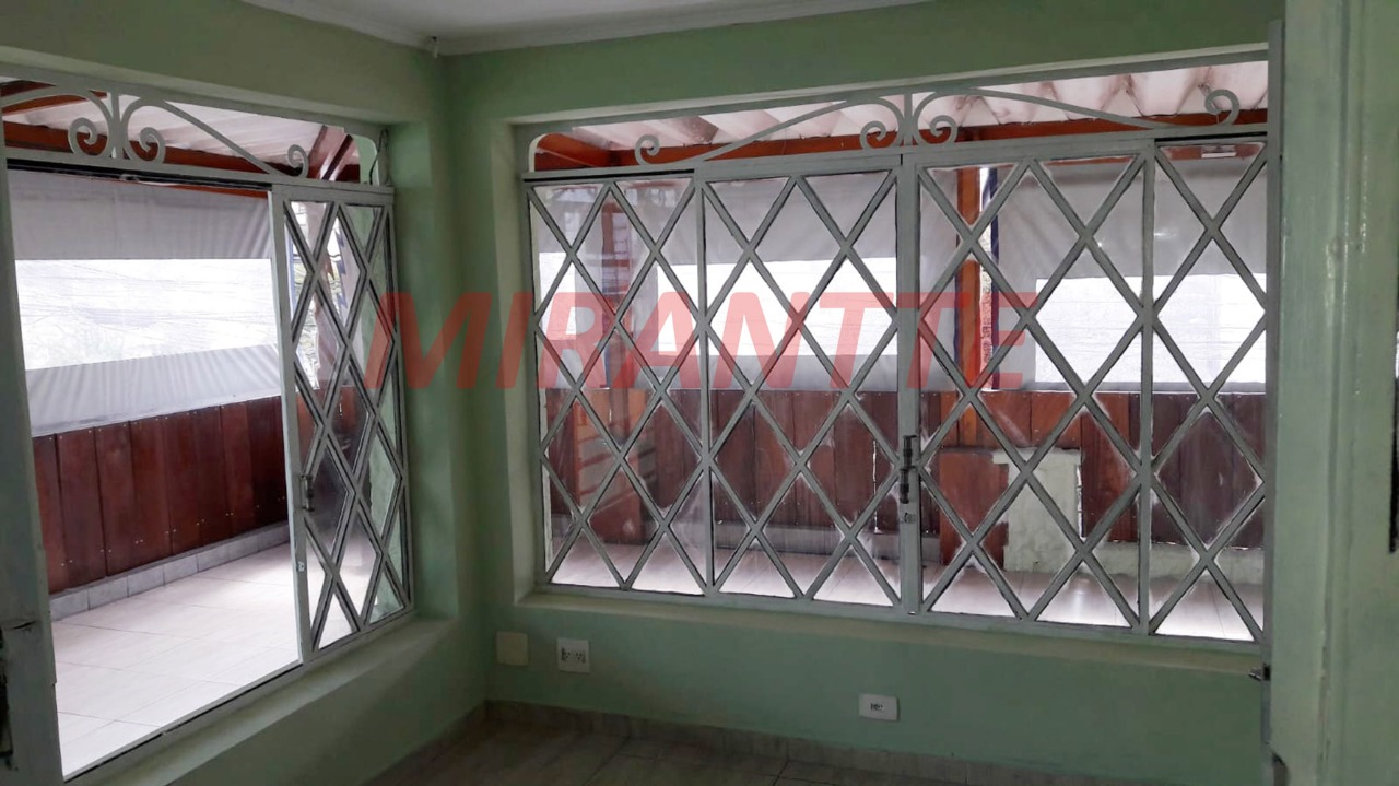 Comercial de 426m² em Água Fria