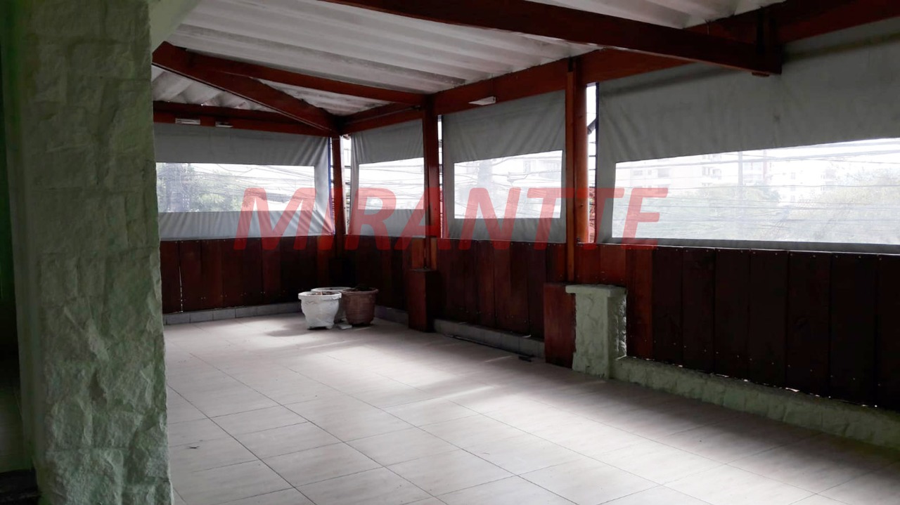 Comercial de 426m² em Água Fria
