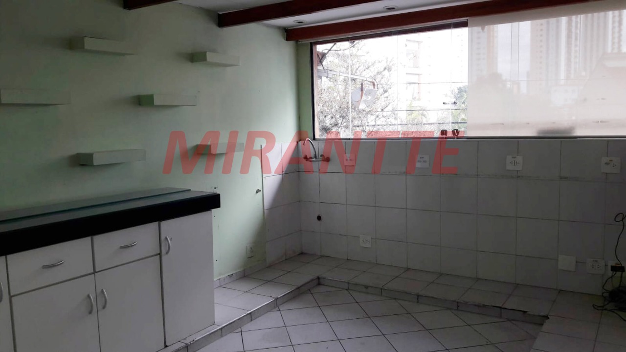 Comercial de 426m² em Água Fria