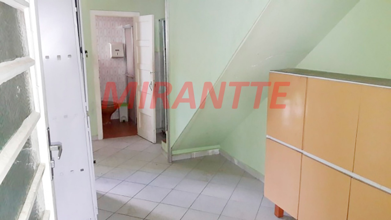 Comercial de 426m² em Água Fria