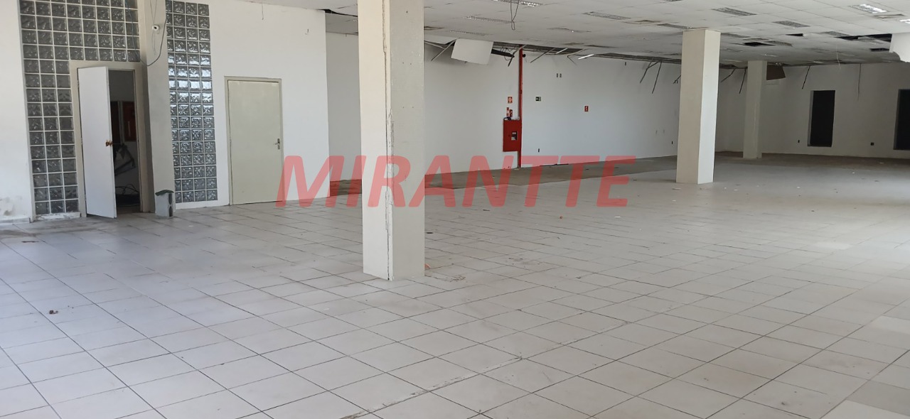 Comercial de 657m² em Parque Mandaqui