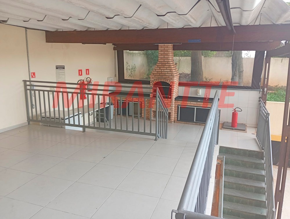 Apartamento de 49m² com 2 quartos em Jardim Dourado