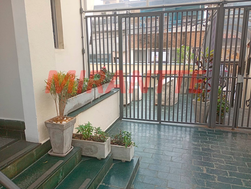 Apartamento de 49m² com 2 quartos em Jardim Dourado