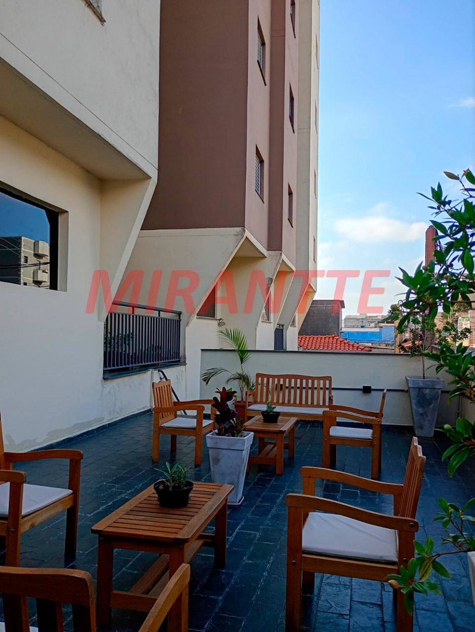 Apartamento de 49m² com 2 quartos em Jardim Dourado