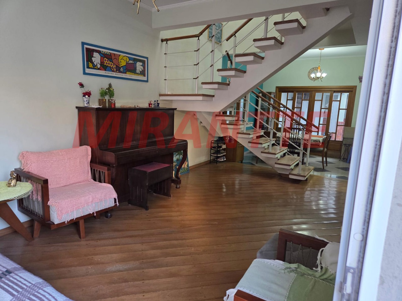 Sobrado de 215m² com 3 quartos em Vila Romero