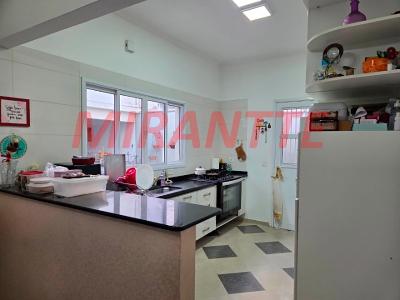 Sobrado de 215m² com 3 quartos em Vila Romero