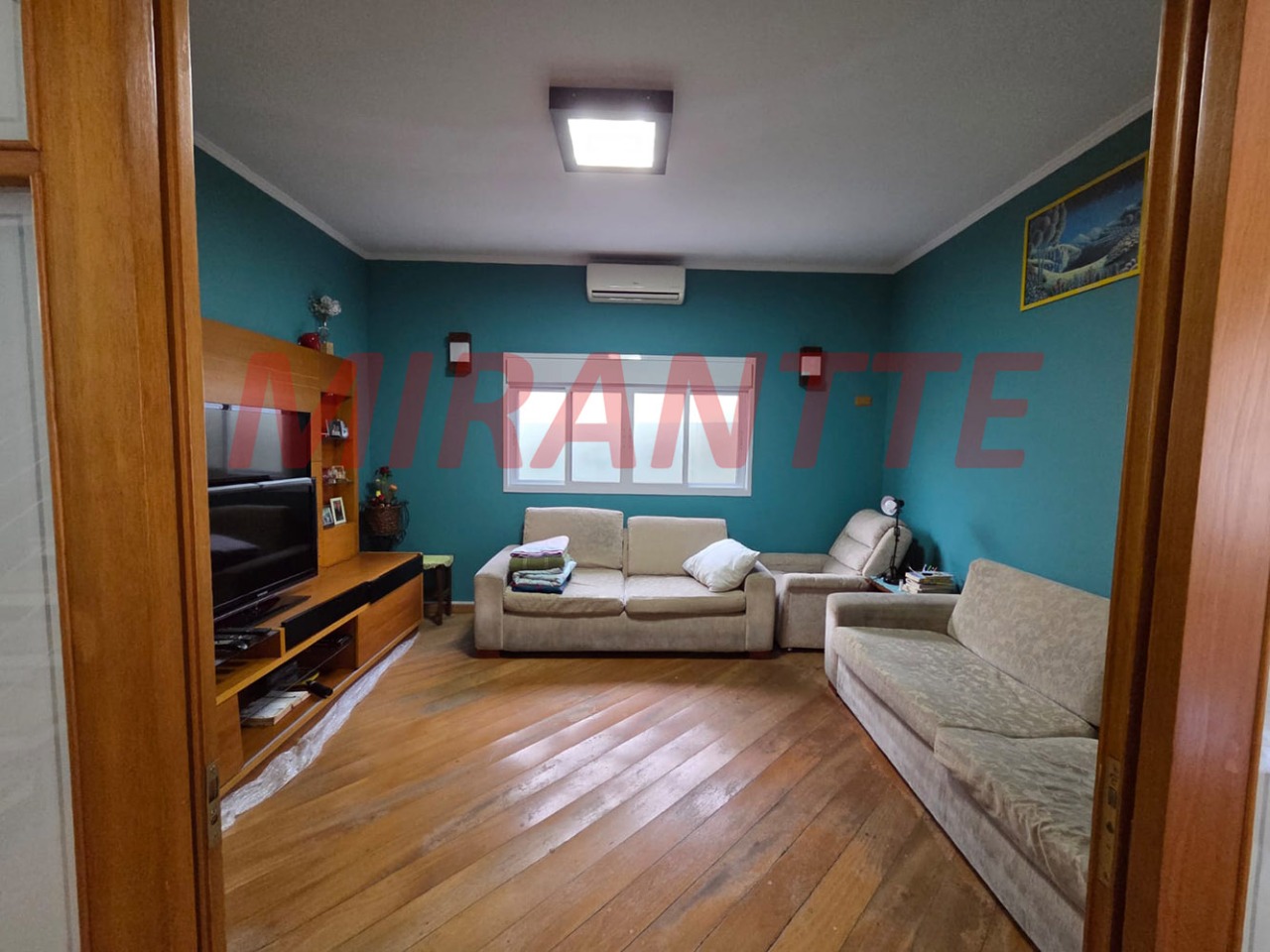 Sobrado de 215m² com 3 quartos em Vila Romero