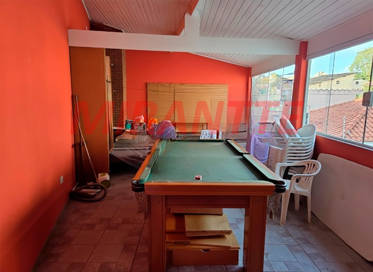 Sobrado de 215m² com 3 quartos em Vila Romero