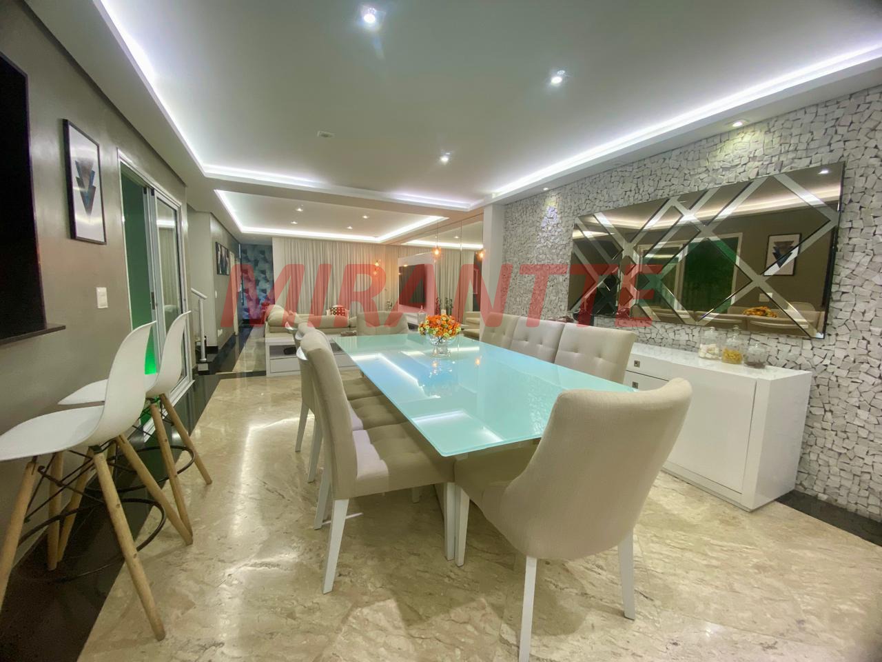 Sobrado de 287m² com 3 quartos em Vila Maria Alta