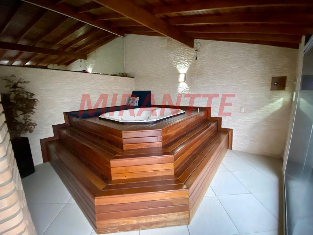 Sobrado de 287m² com 3 quartos em Vila Maria Alta