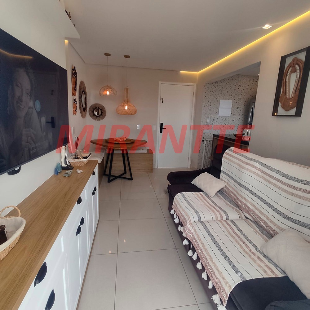 Apartamento de 48m² com 2 quartos em Vila Nova Cachoeirinha