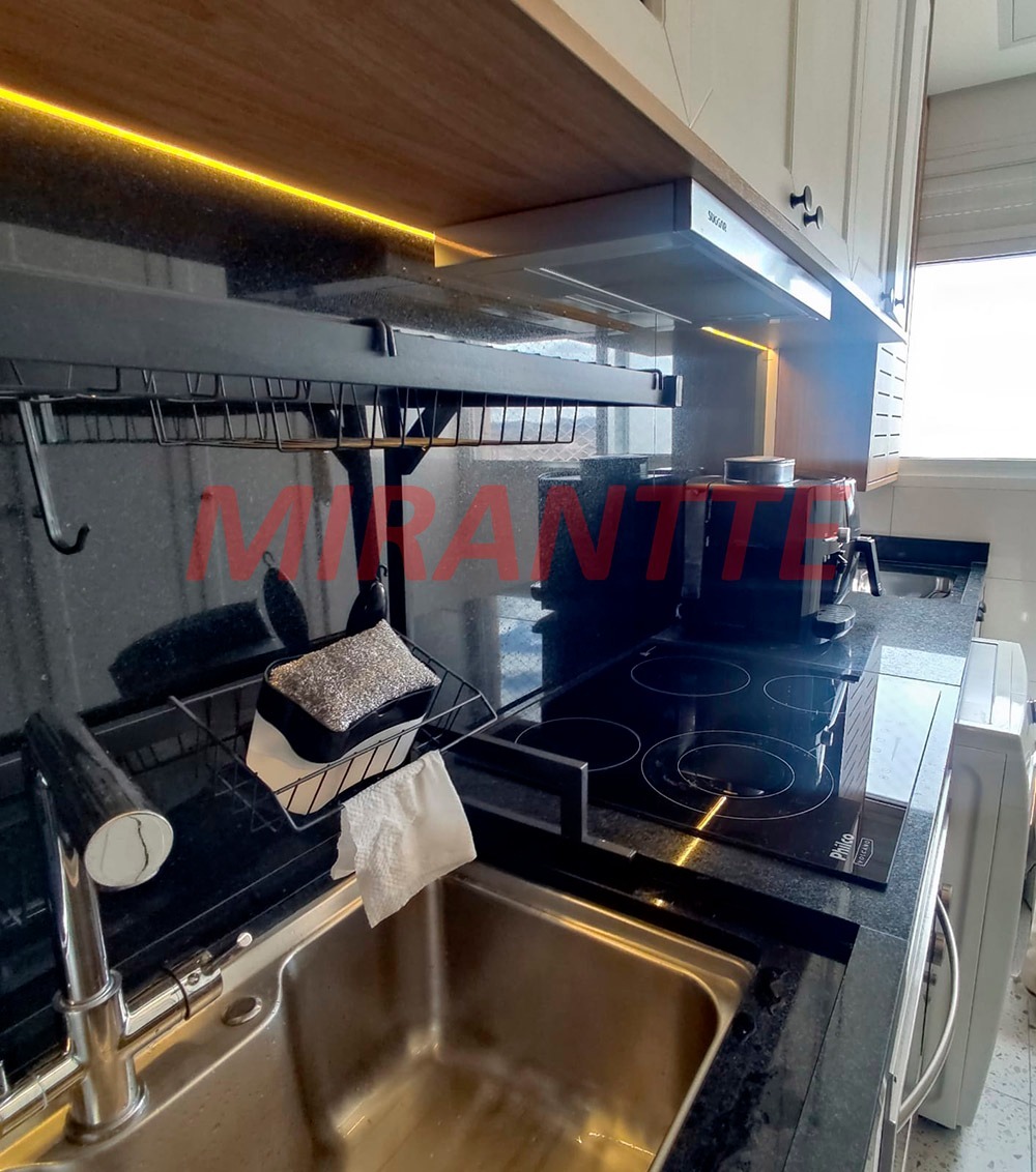 Apartamento de 48m² com 2 quartos em Vila Nova Cachoeirinha