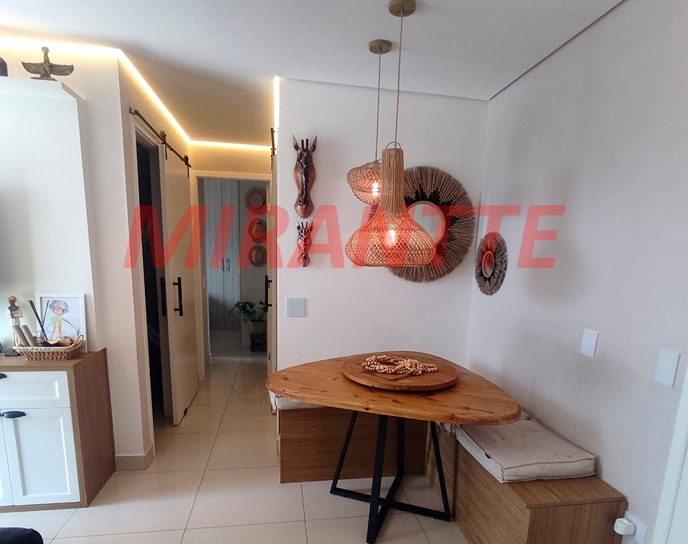 Apartamento de 48m² com 2 quartos em Vila Nova Cachoeirinha