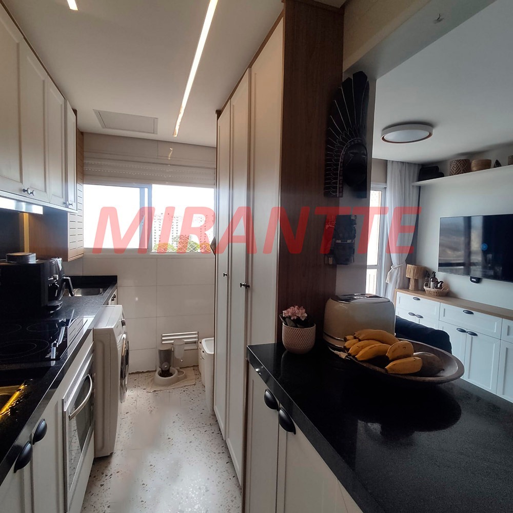 Apartamento de 48m² com 2 quartos em Vila Nova Cachoeirinha