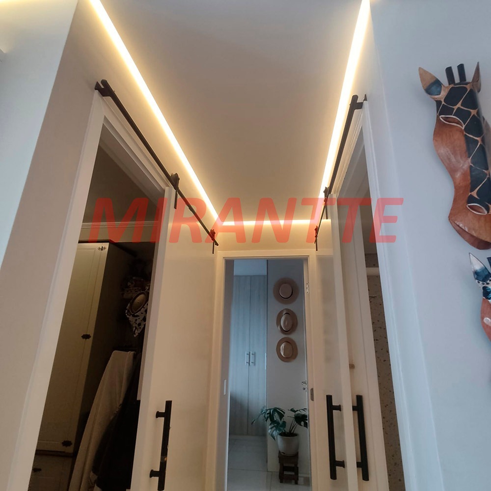 Apartamento de 48m² com 2 quartos em Vila Nova Cachoeirinha