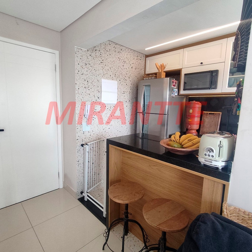 Apartamento de 48m² com 2 quartos em Vila Nova Cachoeirinha