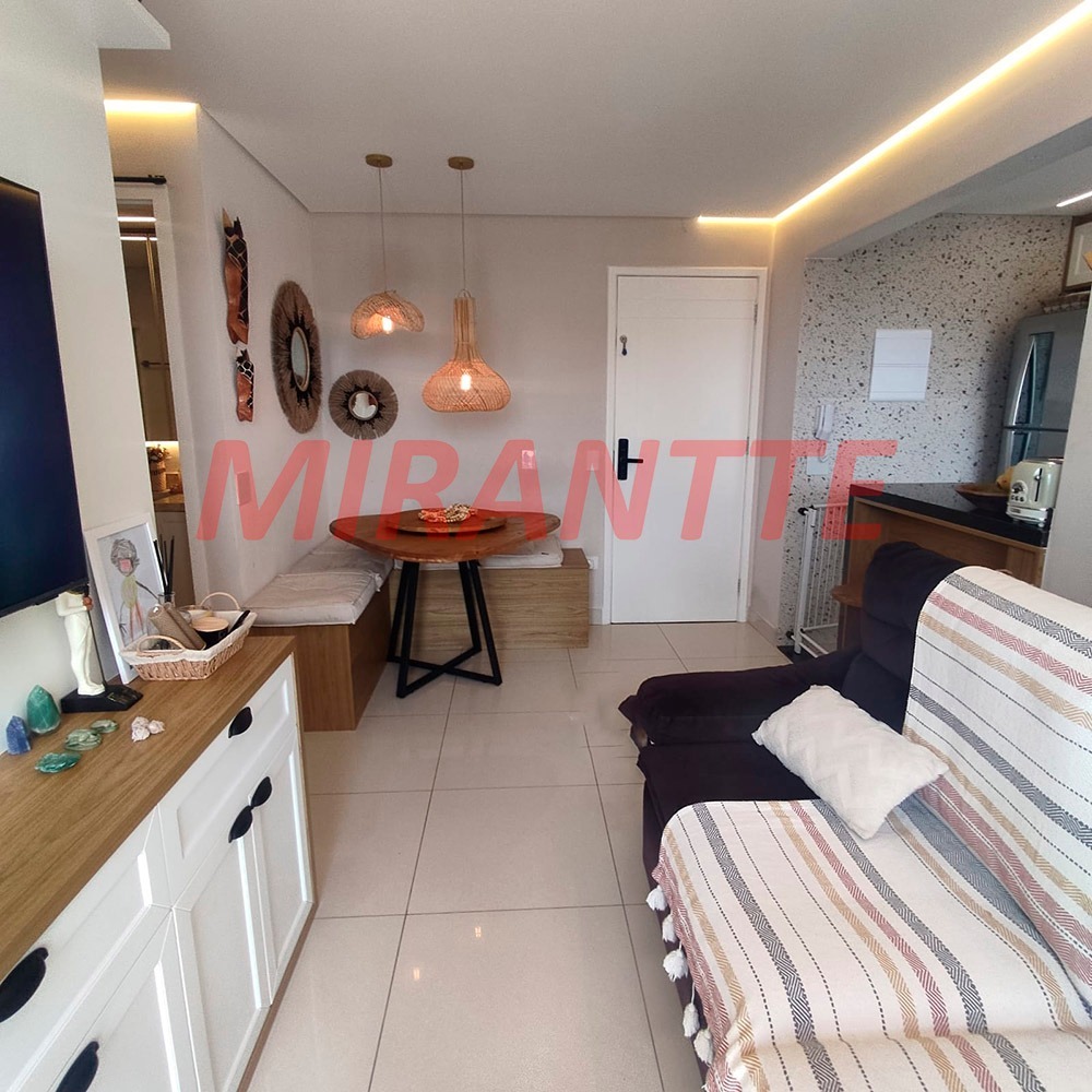 Apartamento de 48m² com 2 quartos em Vila Nova Cachoeirinha