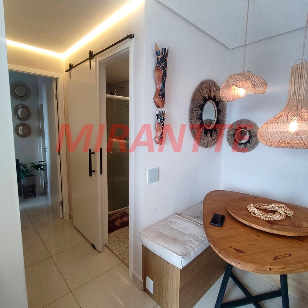 Apartamento de 48m² com 2 quartos em Vila Nova Cachoeirinha