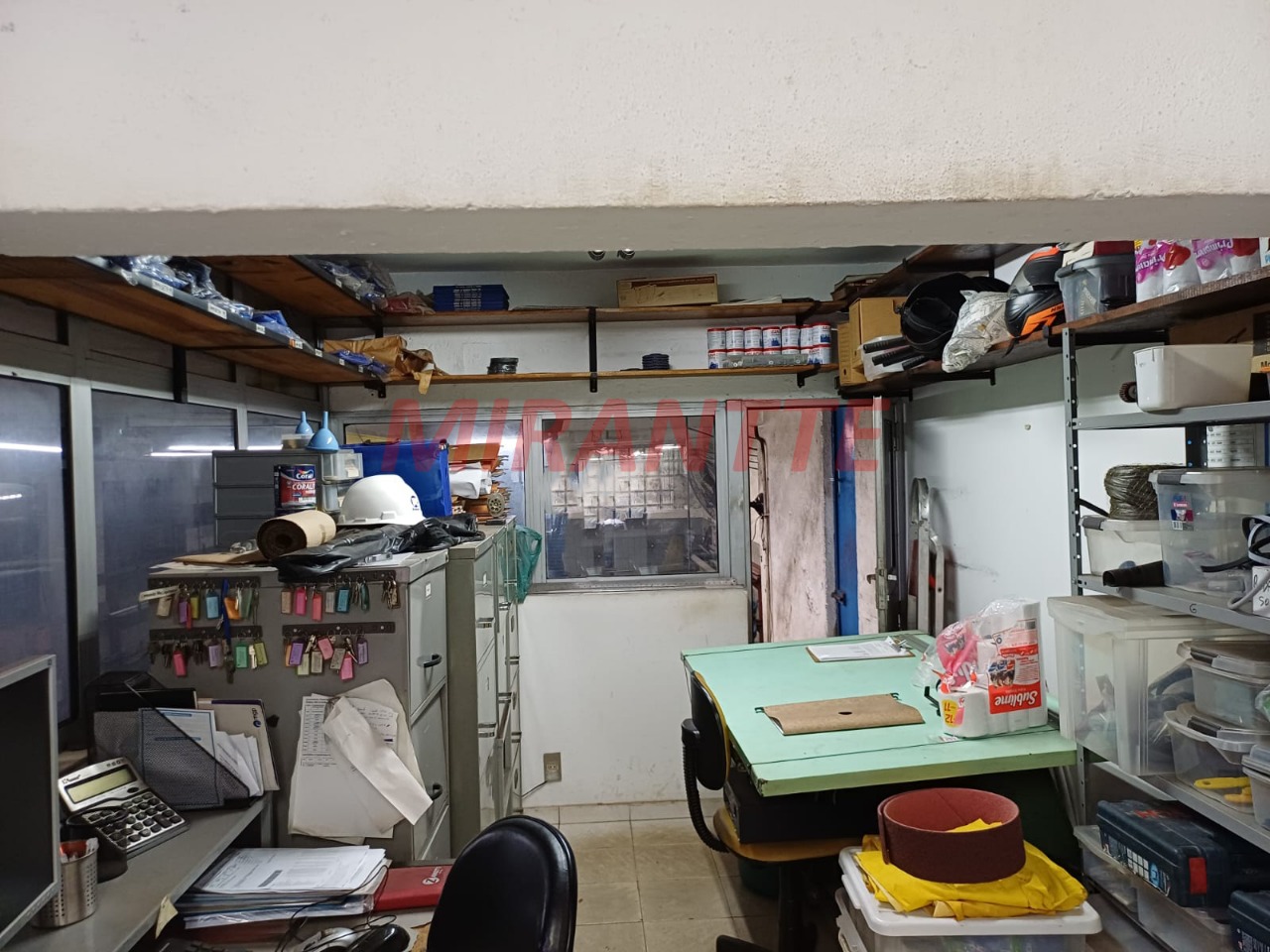 Comercial de 400m² em Vila Espanhola