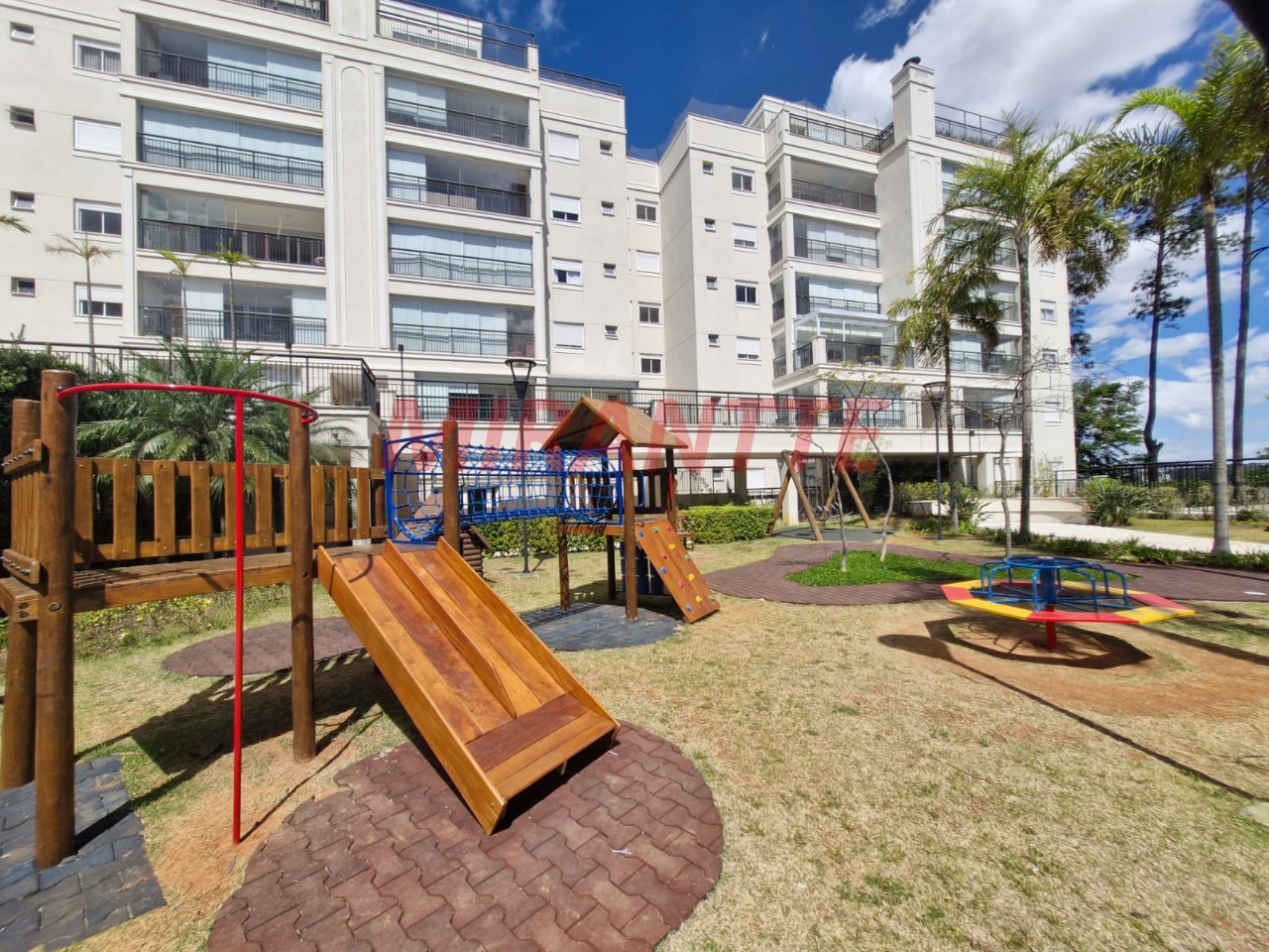 Apartamento de 157m² com 3 quartos em Tremembe